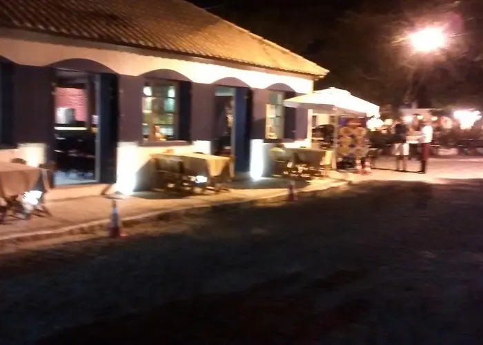 Praia Do Forte, Na Esquina Da Quadra Da Praia Cabo Frio